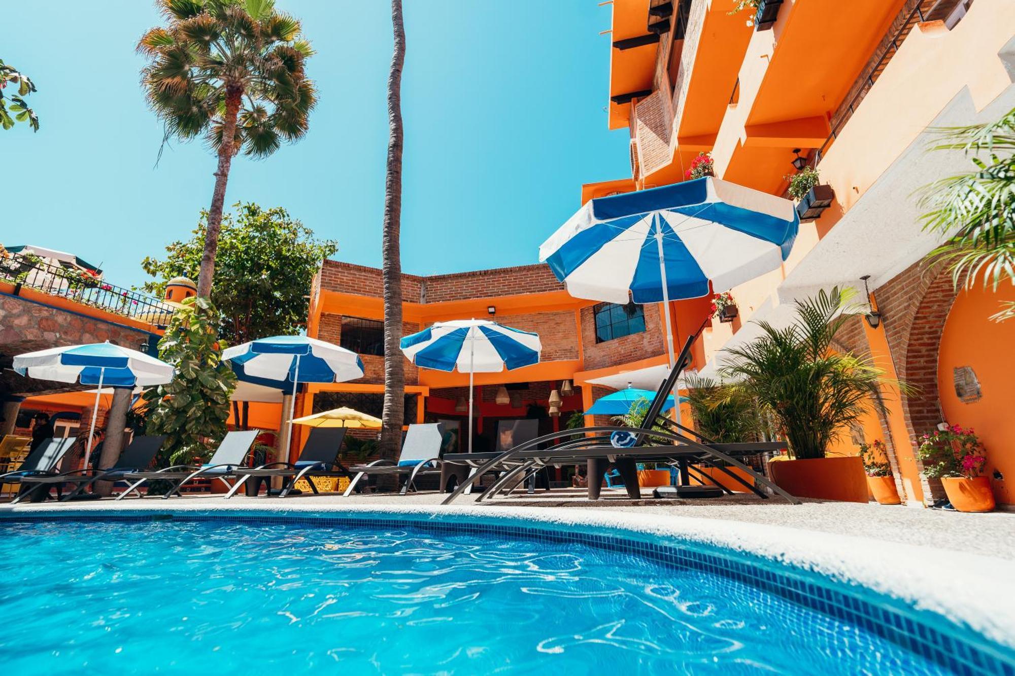 Boutique Hotel & Suites Hacienda Lord Twigg Пуэрто-Вальярта Экстерьер фото