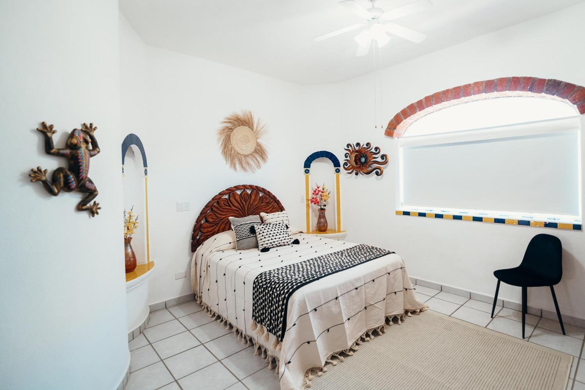 Boutique Hotel & Suites Hacienda Lord Twigg Пуэрто-Вальярта Экстерьер фото